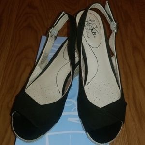 Lifestride Socialite Black Canvas Espadrilles